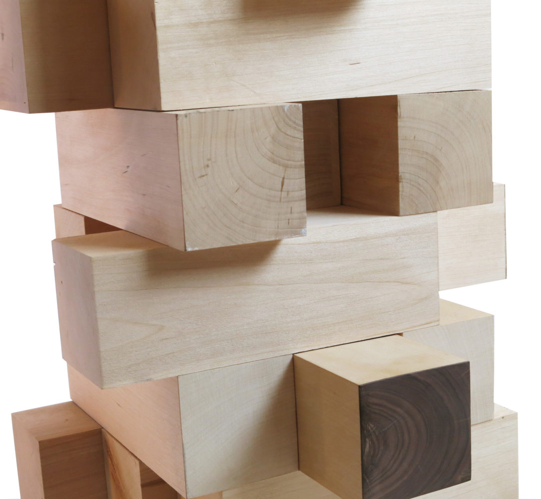 Commode-de-table-Jenga-bois-daulne-dÇtail-StÇphane-Pennec