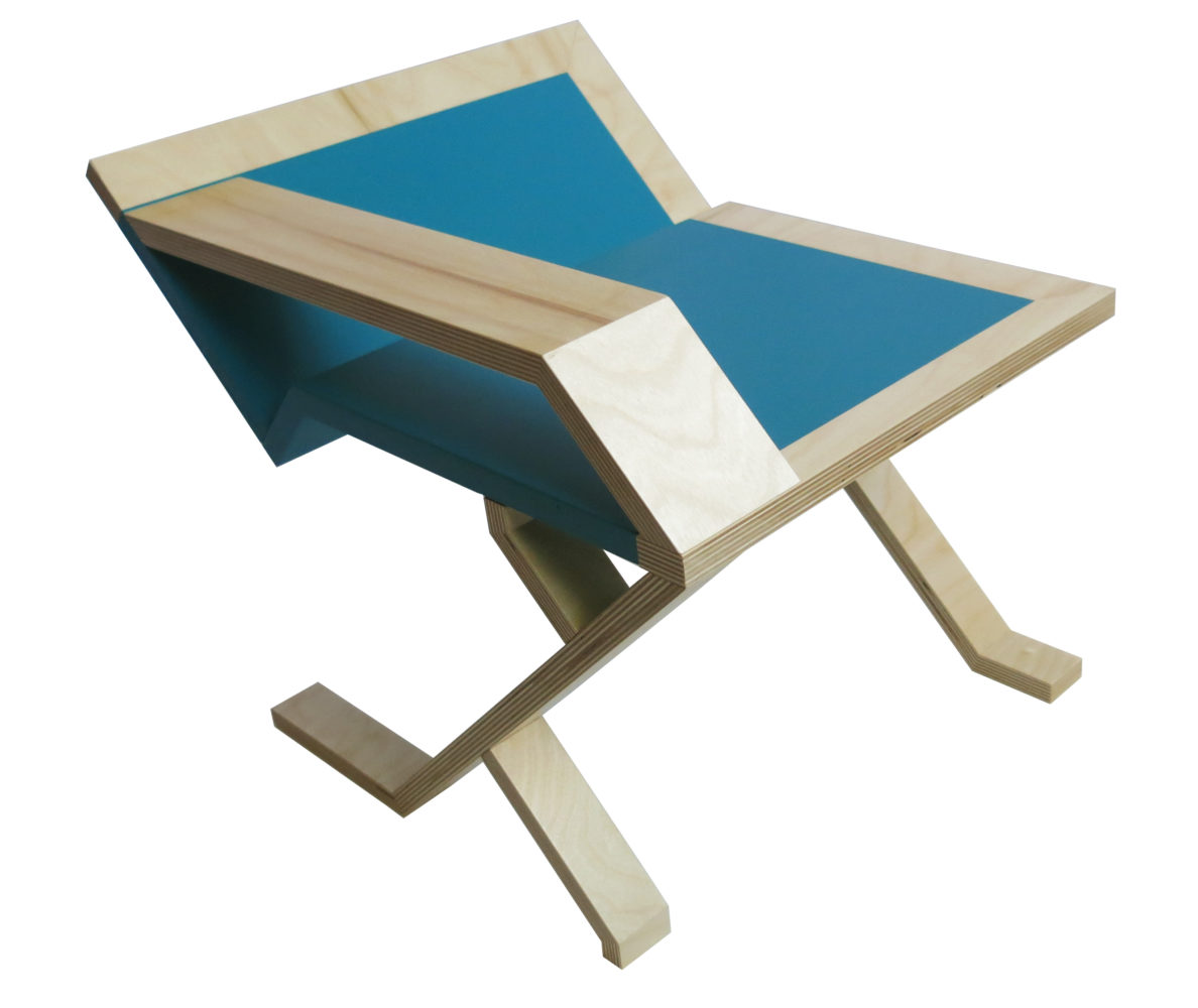 Table-dappoint-multiplex-peint-vue-de-profil-arriäre-StÇphane-Pennec